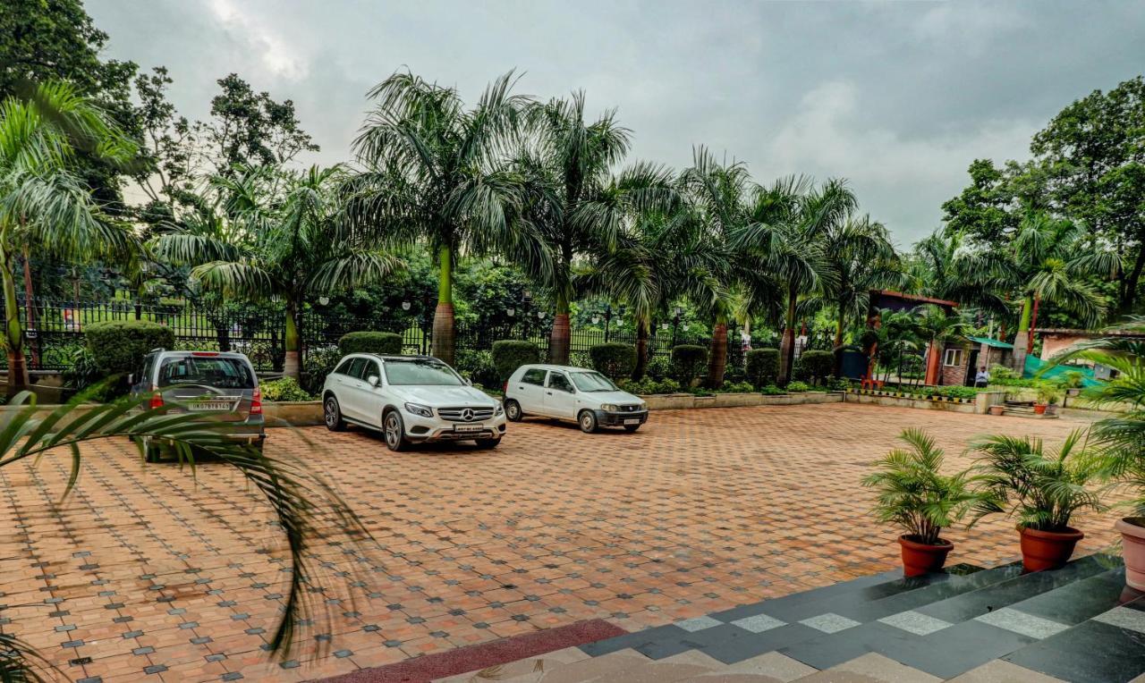 Treebo Premium Pearl Avenue, Ring Road Hotel Dehradun Exterior foto