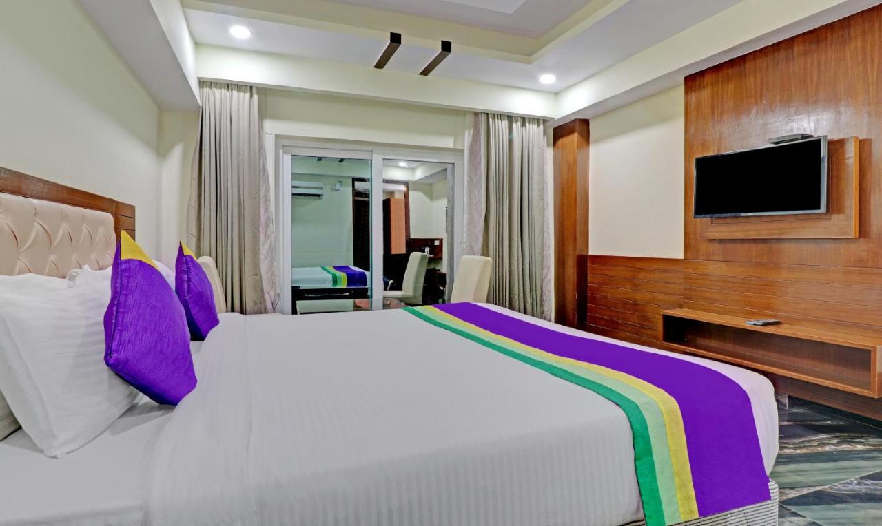 Treebo Premium Pearl Avenue, Ring Road Hotel Dehradun Exterior foto